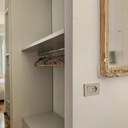 Apartment Fifty Eight Regina Margherita Mailand